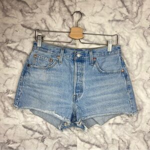 Levi’s Cut Off Jean Shorts
